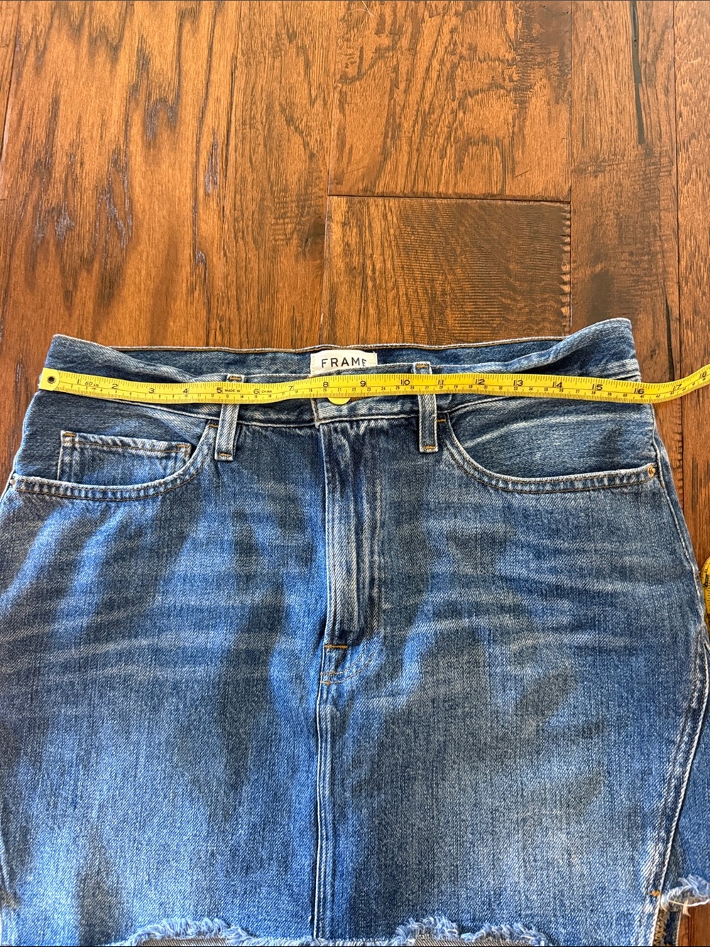 FRAME size 30/10 Denim Mini Skirt in Medium Blue - Picture 4 of 4